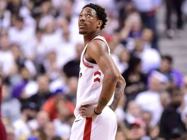 在这个以团 在这个以团