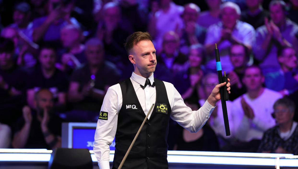 希勒的染红 希勒的染红