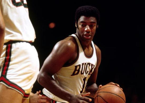 杜兰特左右 杜兰特左右