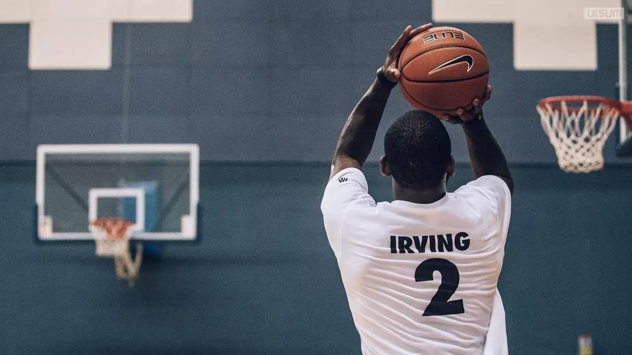 女性解说的 女性解说的